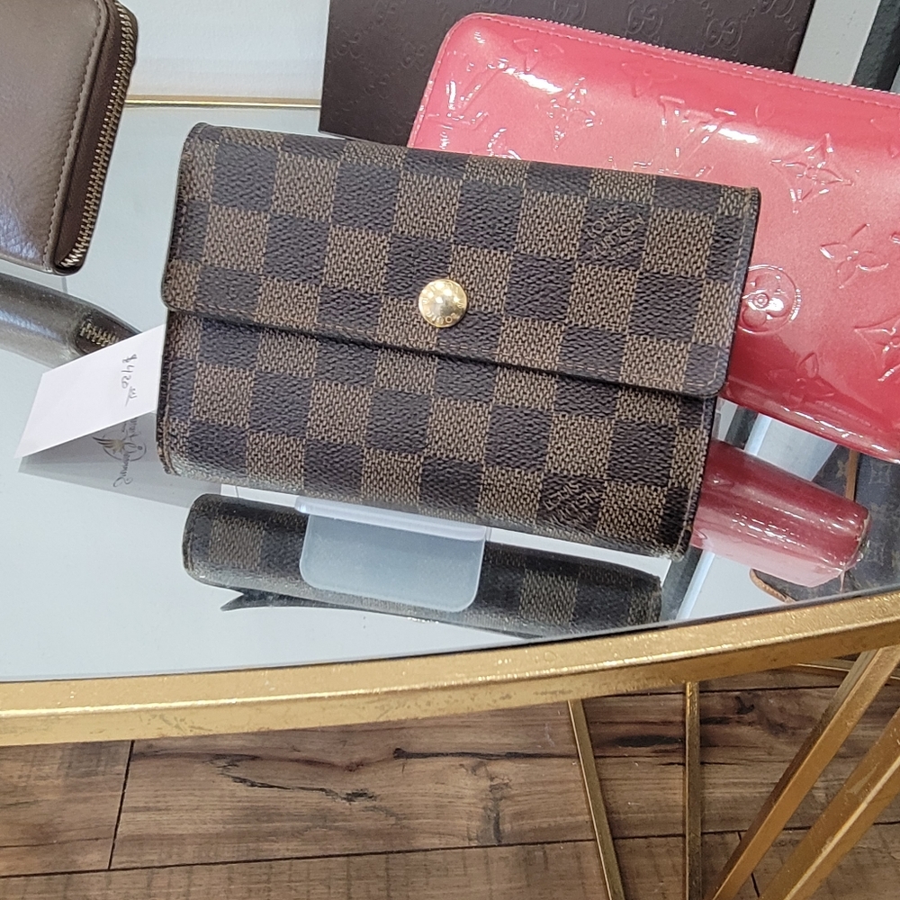Louis vuitton Damier wallet
